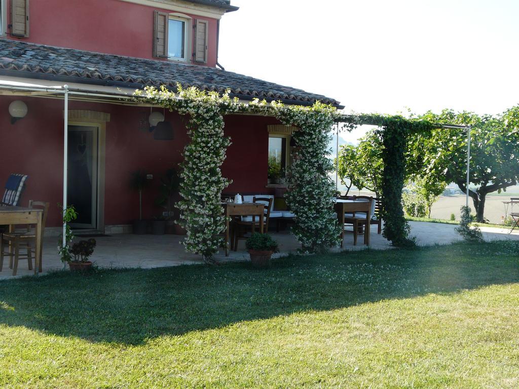 L'Antigo Granaro Guest House Agugliano Ngoại thất bức ảnh