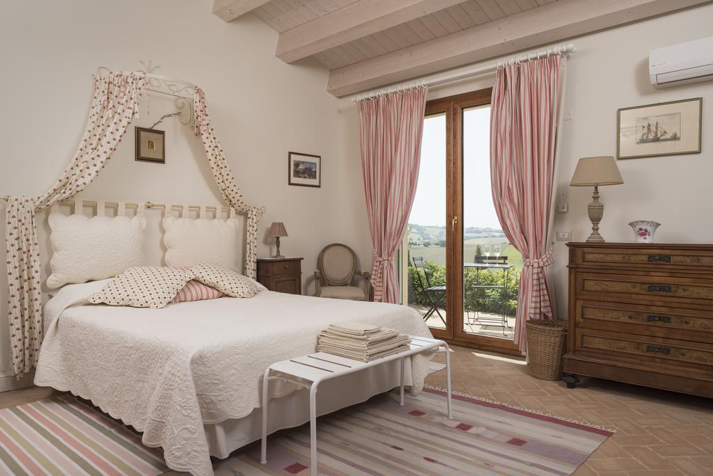 L'Antigo Granaro Guest House Agugliano Ngoại thất bức ảnh